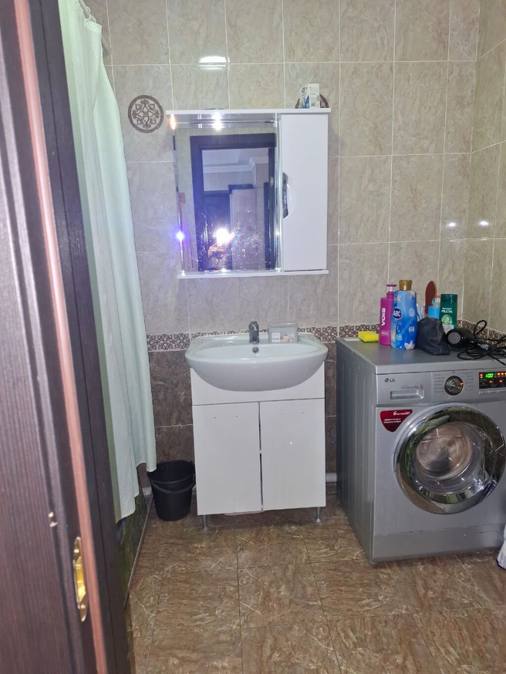 3 комнаты, 100 м², ул. Ахунбаева / Бакаева Элитка, 6 этаж, Старый ремонт: фото 8