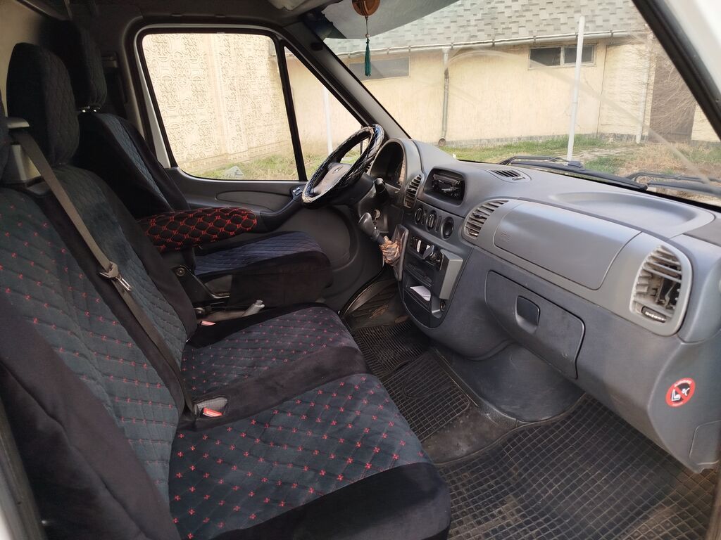 Mercedes-Benz Спринтер: 2005 г., 2.2 л, Механика, Дизель, Фургон: фото 8