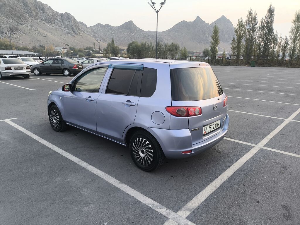 Mazda Demio: 2005 г., 1.3 л, Автомат, Бензин, Хэтчбэк: фото 5