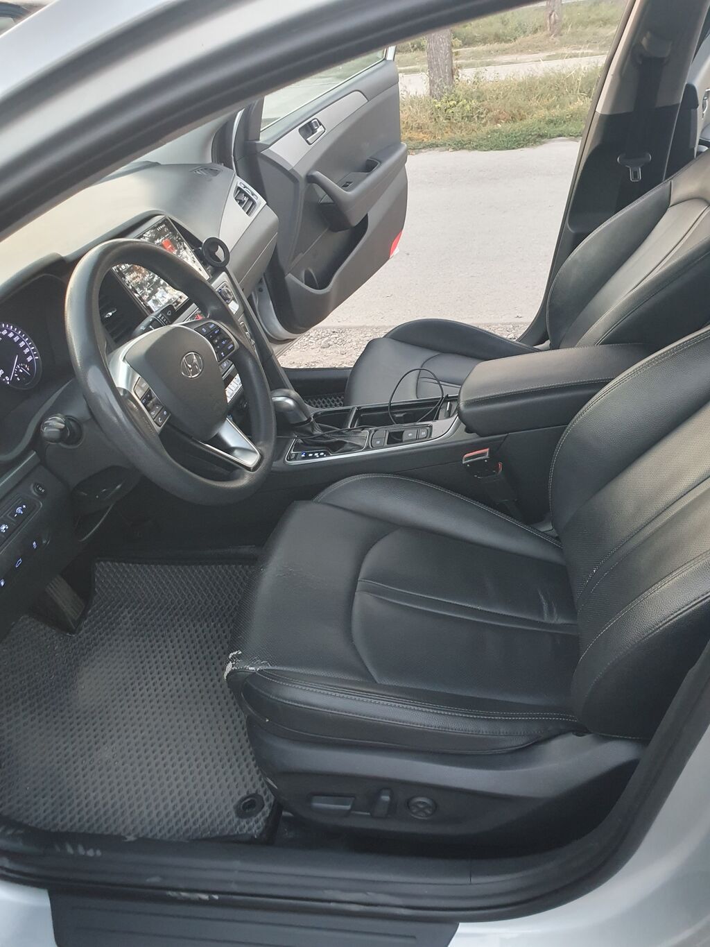 Hyundai Sonata: 2022 г., 2 л, Автомат, Газ, Седан: фото 8