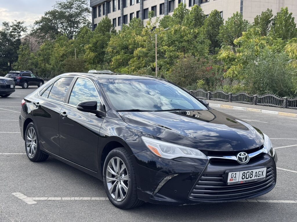 Toyota Camry: 2016 г., Автомат, Бензин, Седан: фото 2