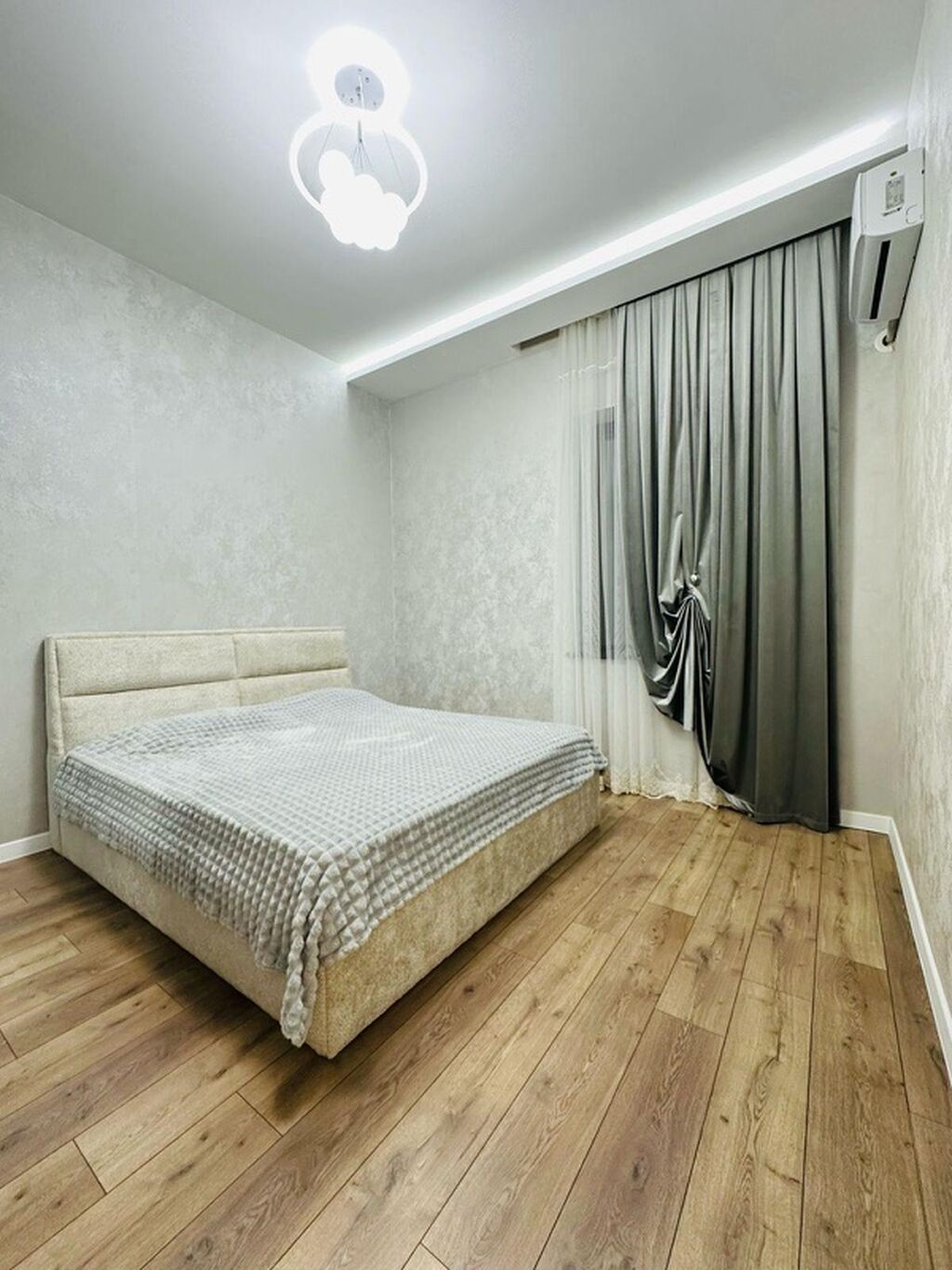 110 kv. m, 4 otaqlı, Kombi, Qaz, İşıq