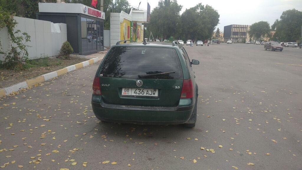 Volkswagen ID.4: 2000 г., 2 л, Механика, Бензин, Универсал: фото 3