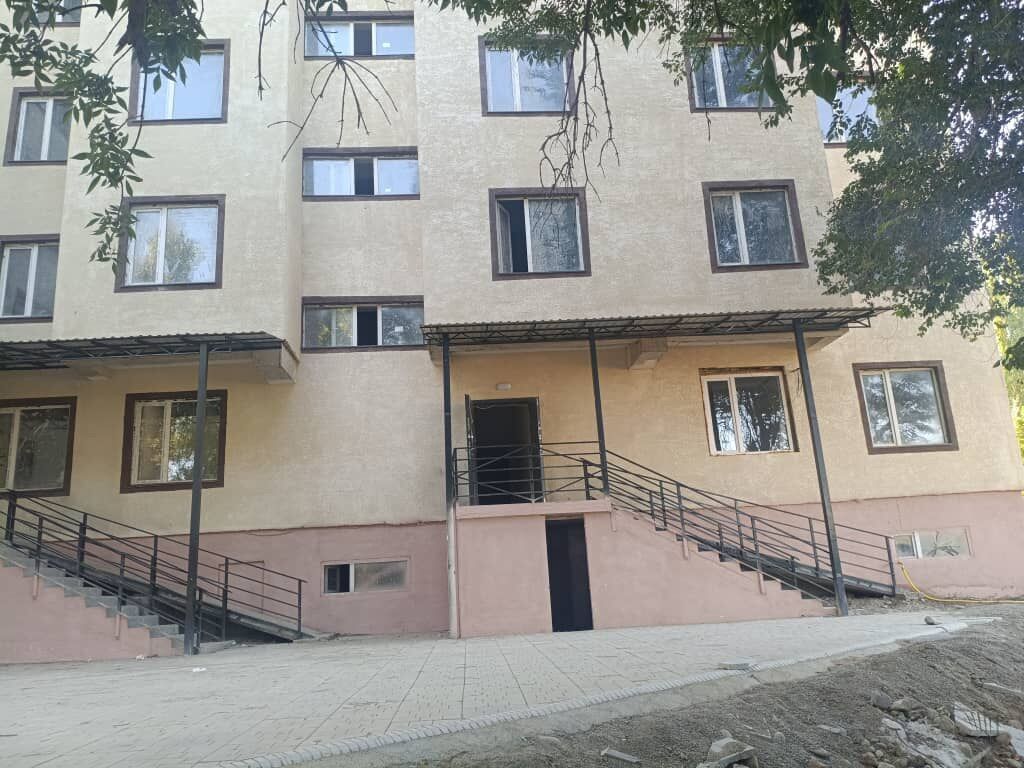 2 комнаты, 62 м², Сары-Озон Дыйкан рынок Индивидуалка, 1 этаж, ПСО (под самоотделку): фото 3