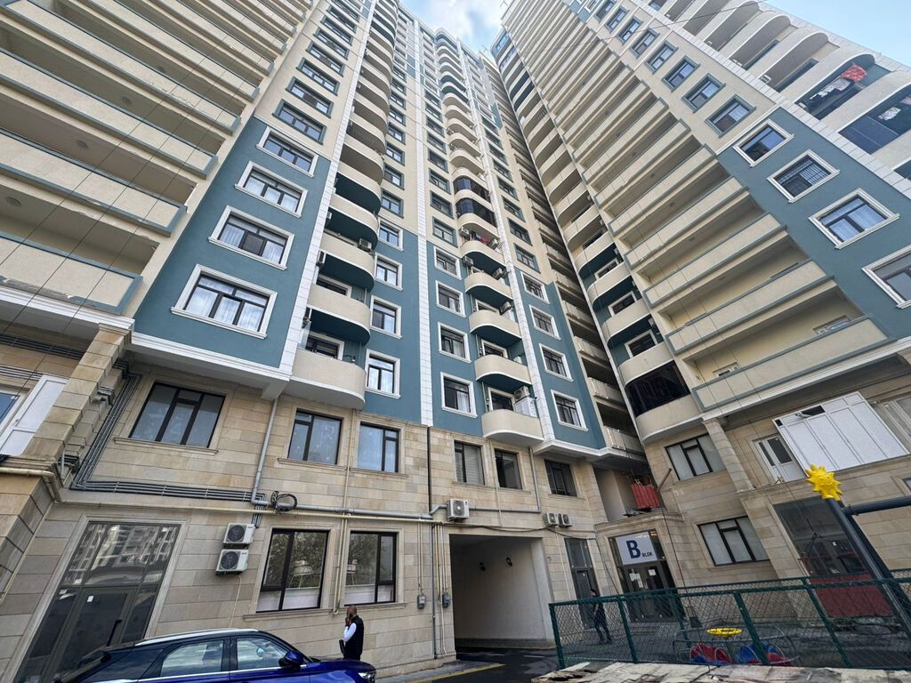 3 otaqlı, Yeni tikili, 152 kv. m