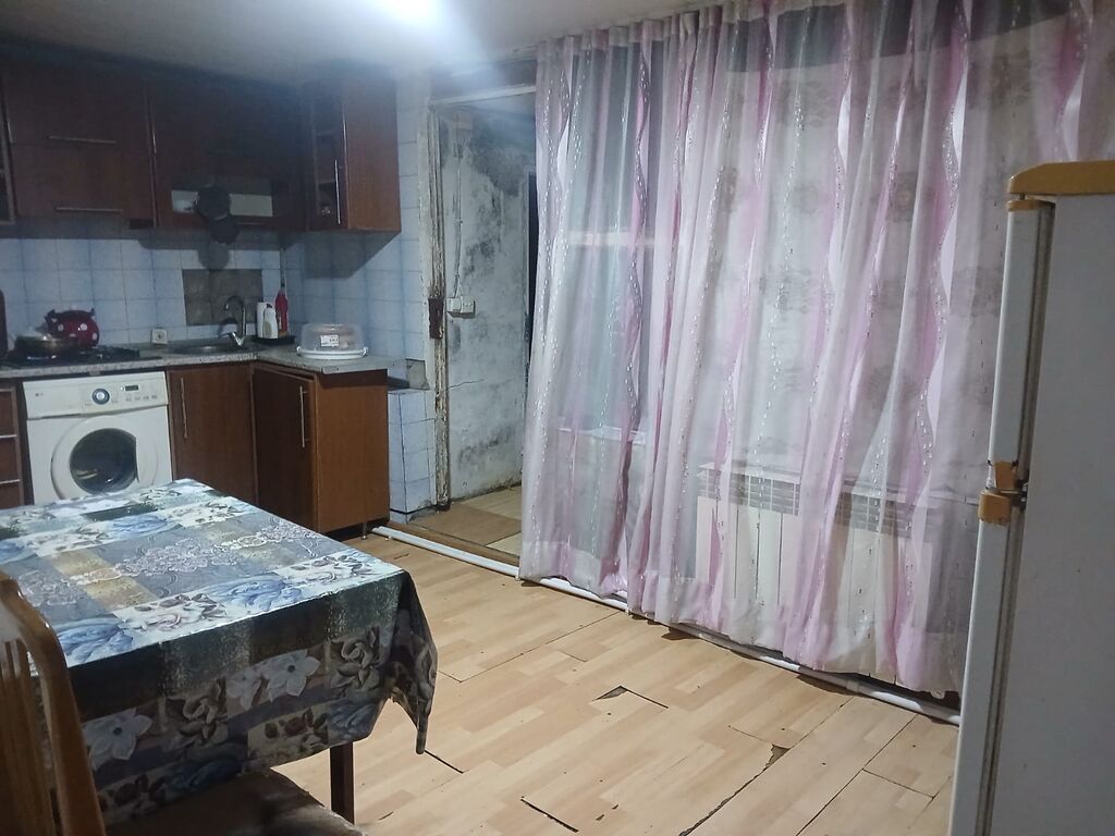 80 kv. m, 2 otaqlı, İnternet