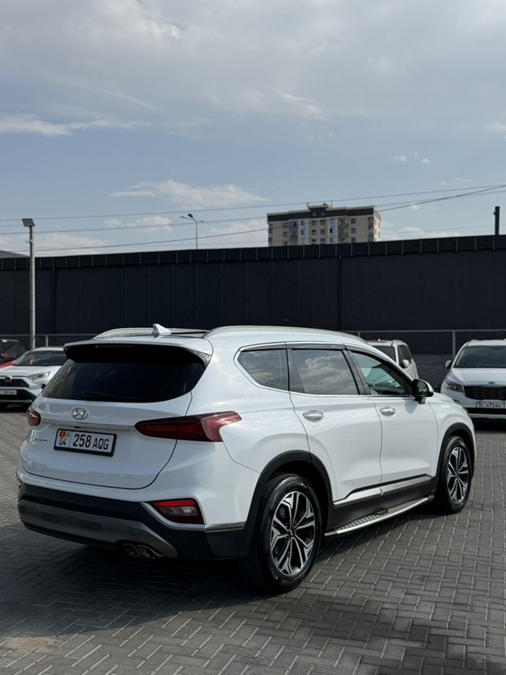 Hyundai Santa Fe: 2018 г., 2.2 л, Автомат, Дизель, Кроссовер: фото 4