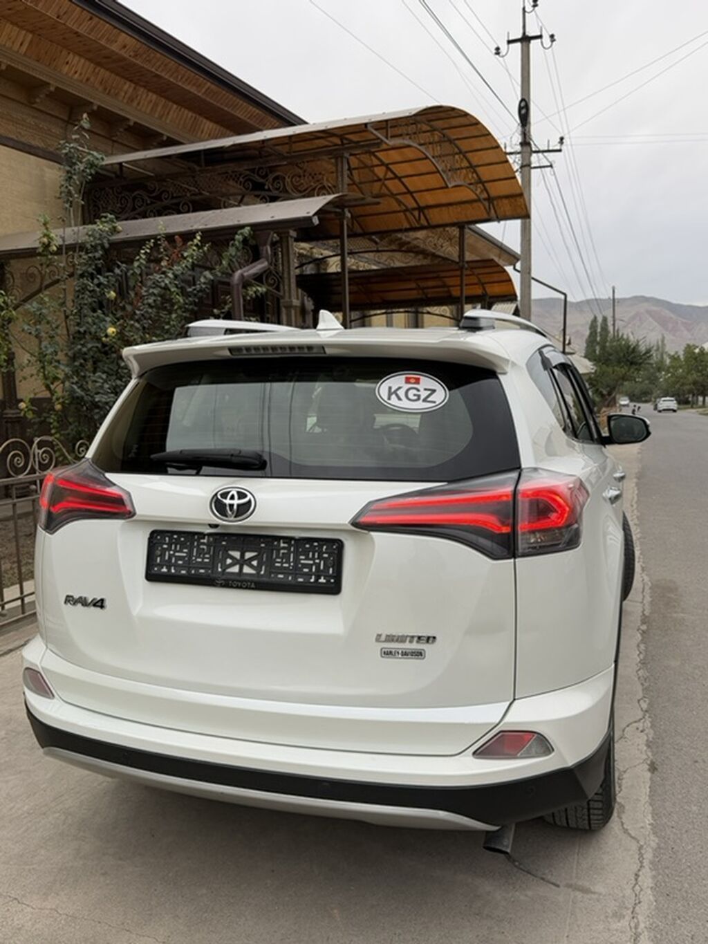 Toyota RAV4: 2015 г., 2.5 л, Автомат, Бензин, Кроссовер: фото 5