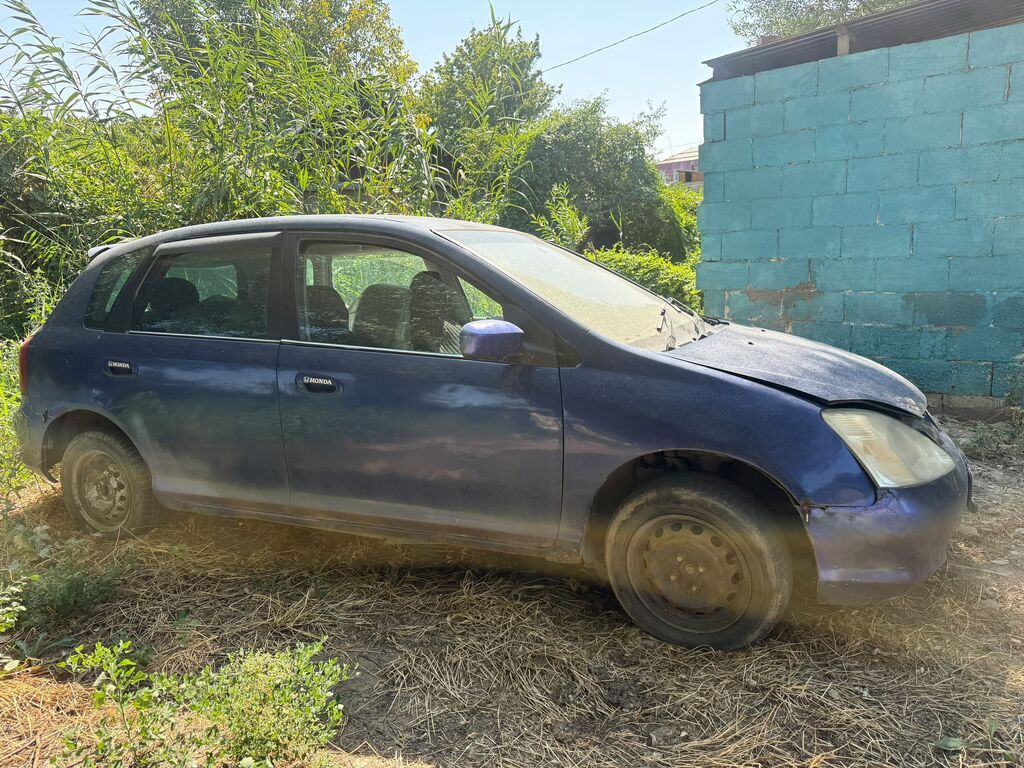 Honda Civic: 2003 г., 1.5 л, Вариатор, Бензин: фото 2