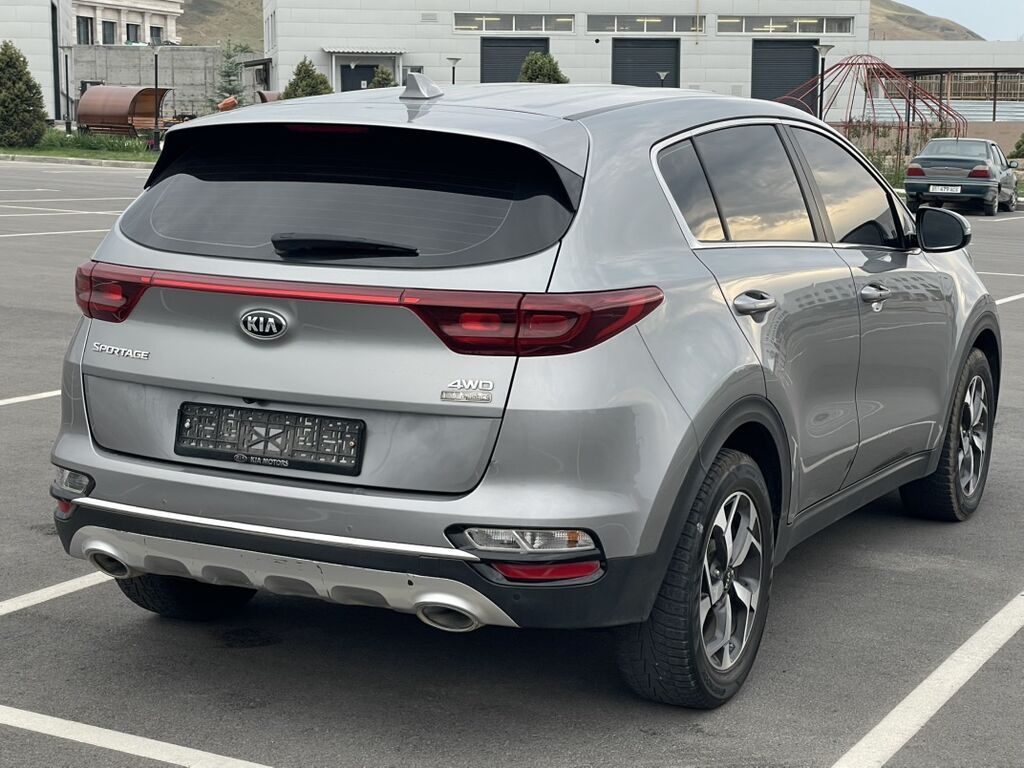 Kia Sportage: 2019 г., 2 л, Автомат, Дизель, Кроссовер: фото 3