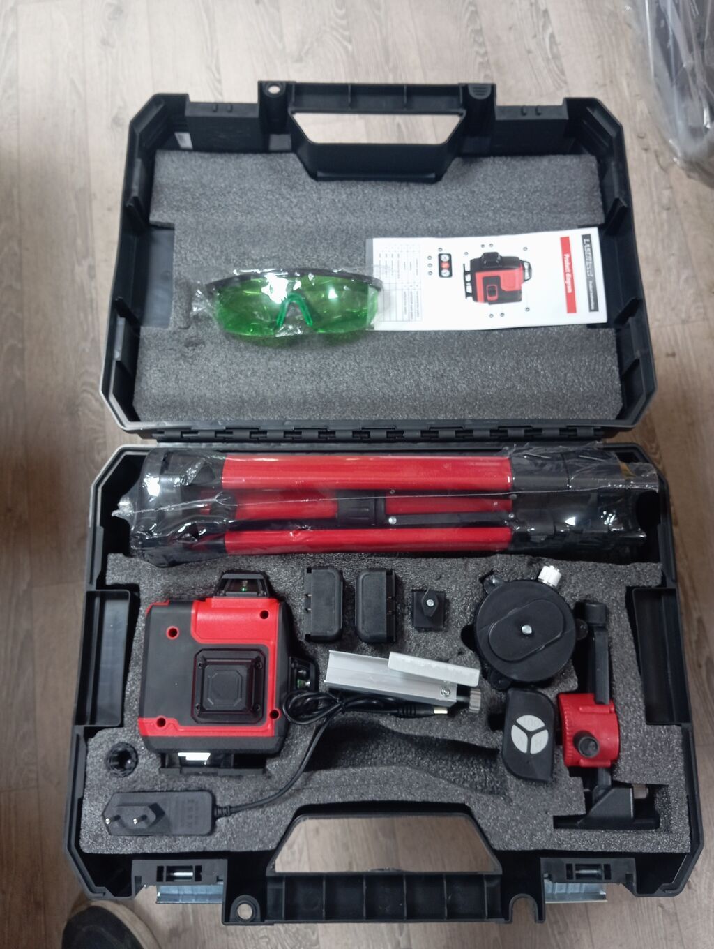 Лазерный уровень 4 x 360° Line Laser (зелёный луч) в комплекте с: фото 4