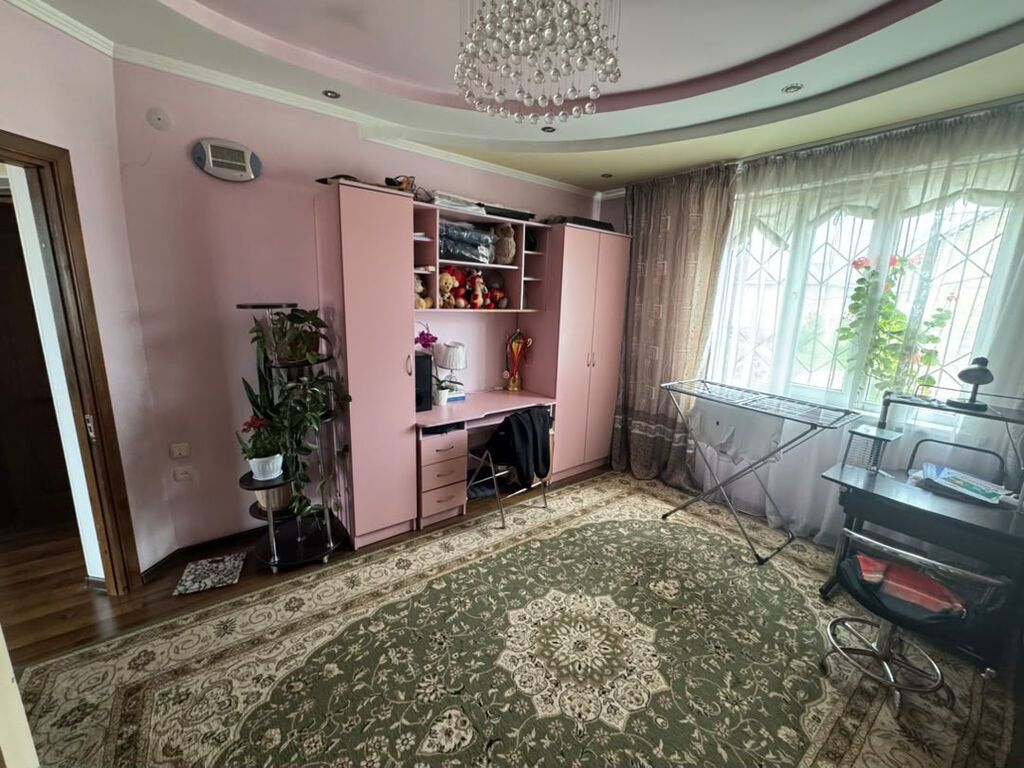 5 комнат, 200 м², 5 соток, Бишкек, Ак-Ордо ж/м Собственник: фото 2