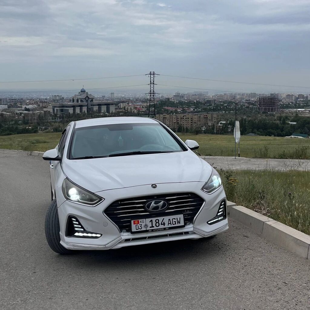 Hyundai Sonata: 2018 г., Бензин, Седан: фото 1
