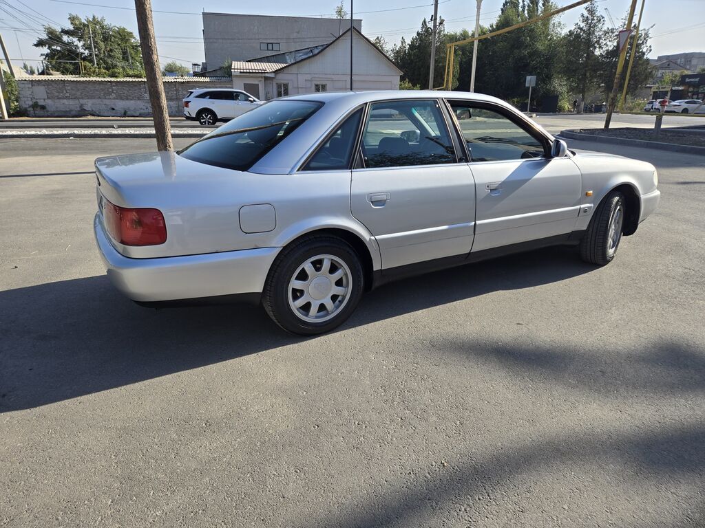 Audi A6: 1996 г., Автомат, Газ, Седан: фото 4