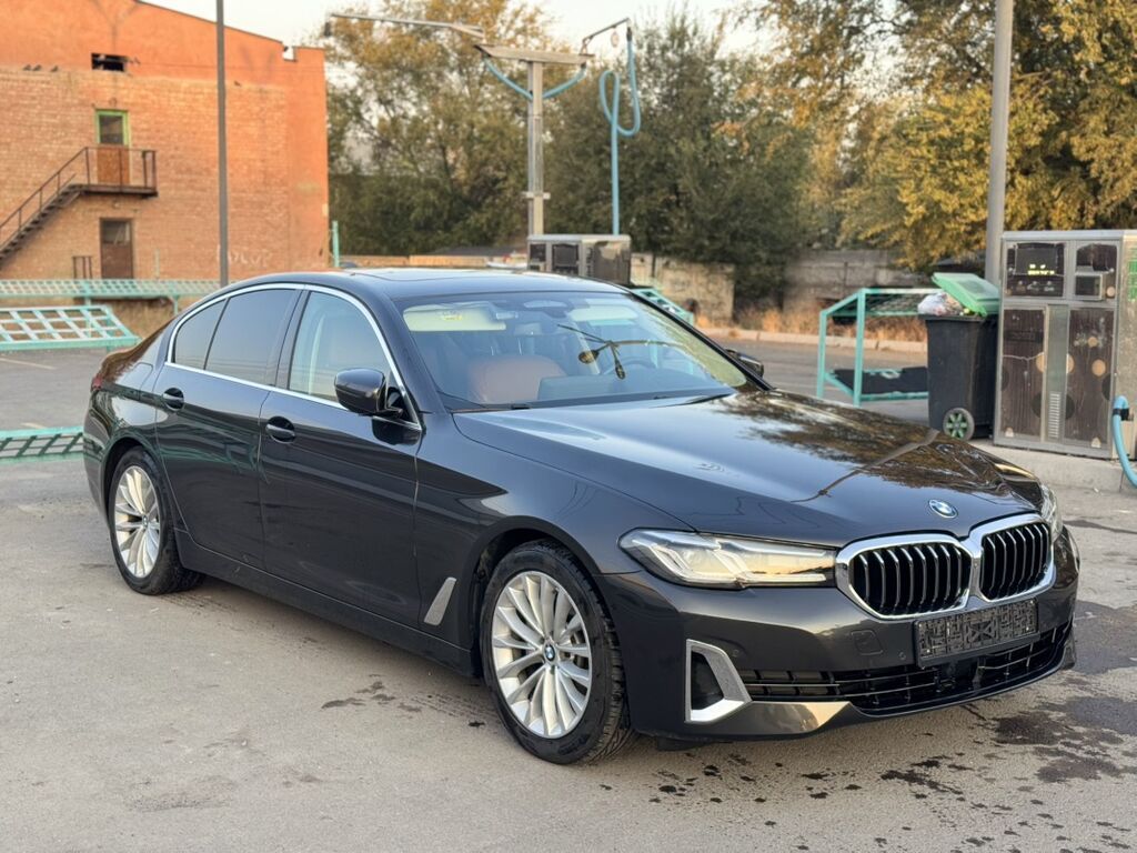 BMW 5 series: 2021 г., 2 л, Автомат, Бензин, Седан: фото 3
