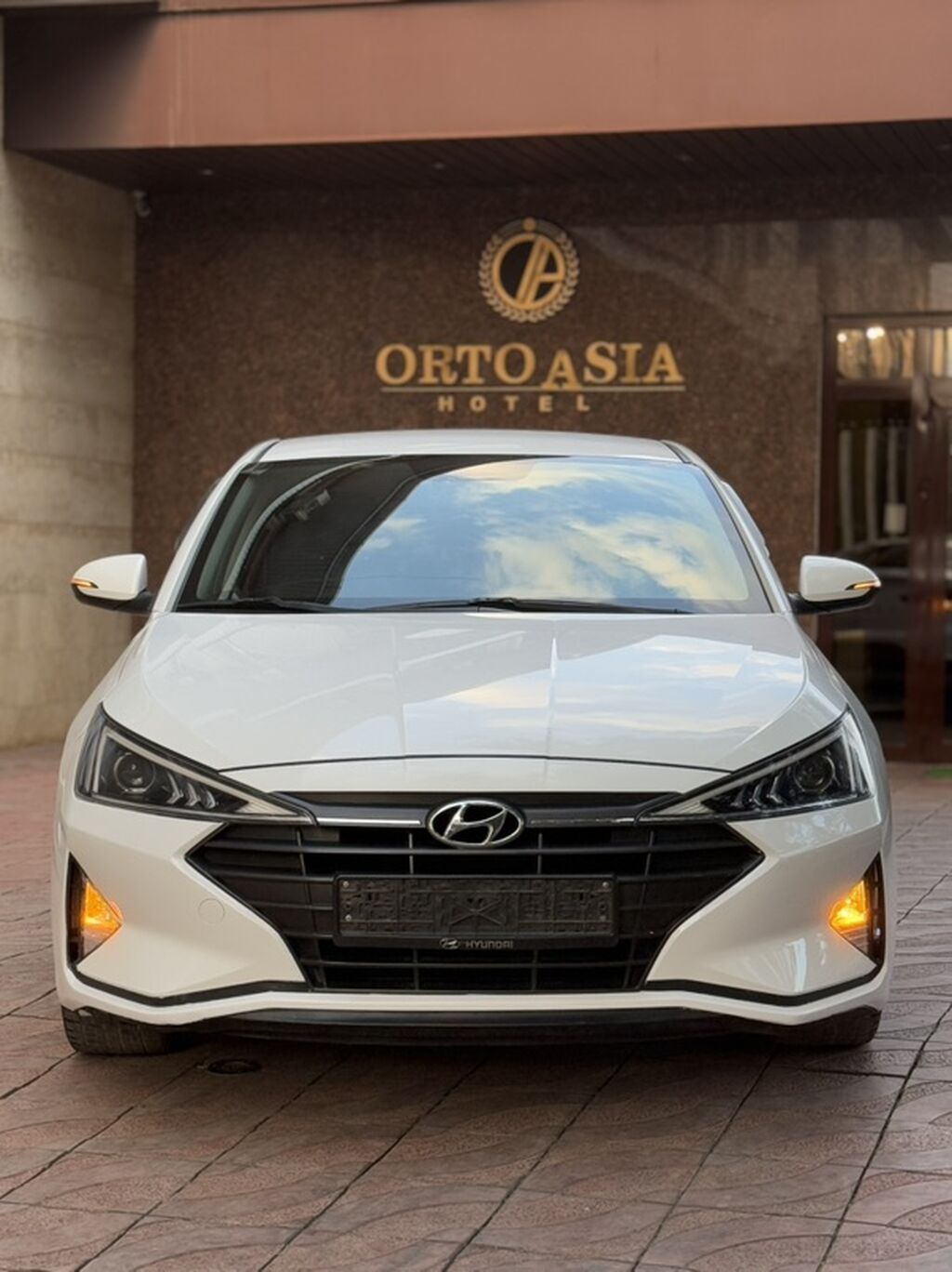 Hyundai Avante: 2019 г., 1.6 л, Автомат, Бензин, Седан: фото 2
