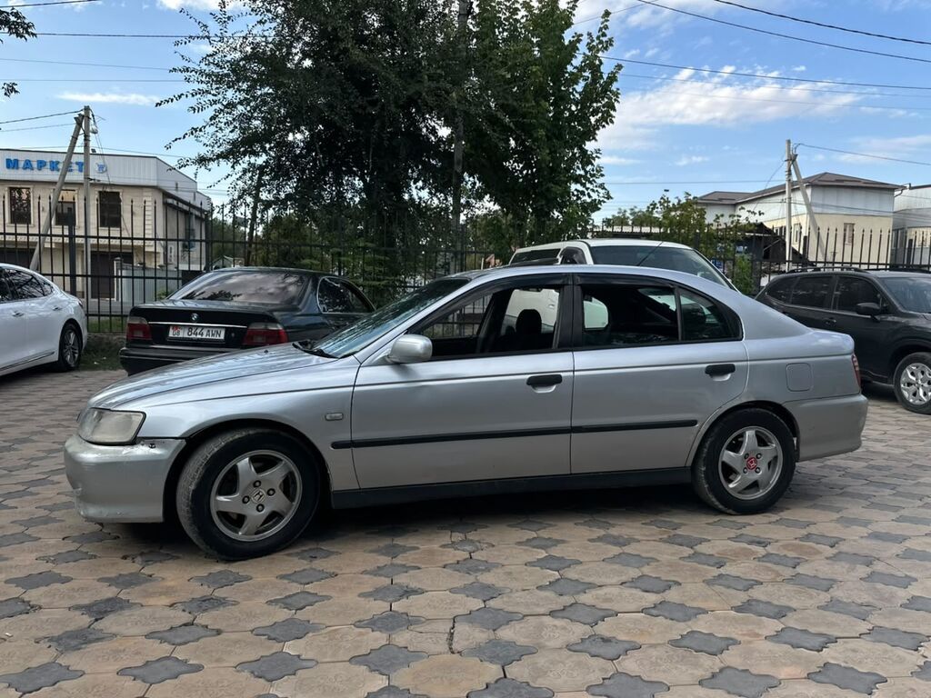 Honda Accord: 2002 г., 2 л, Автомат, Бензин, Седан: фото 3