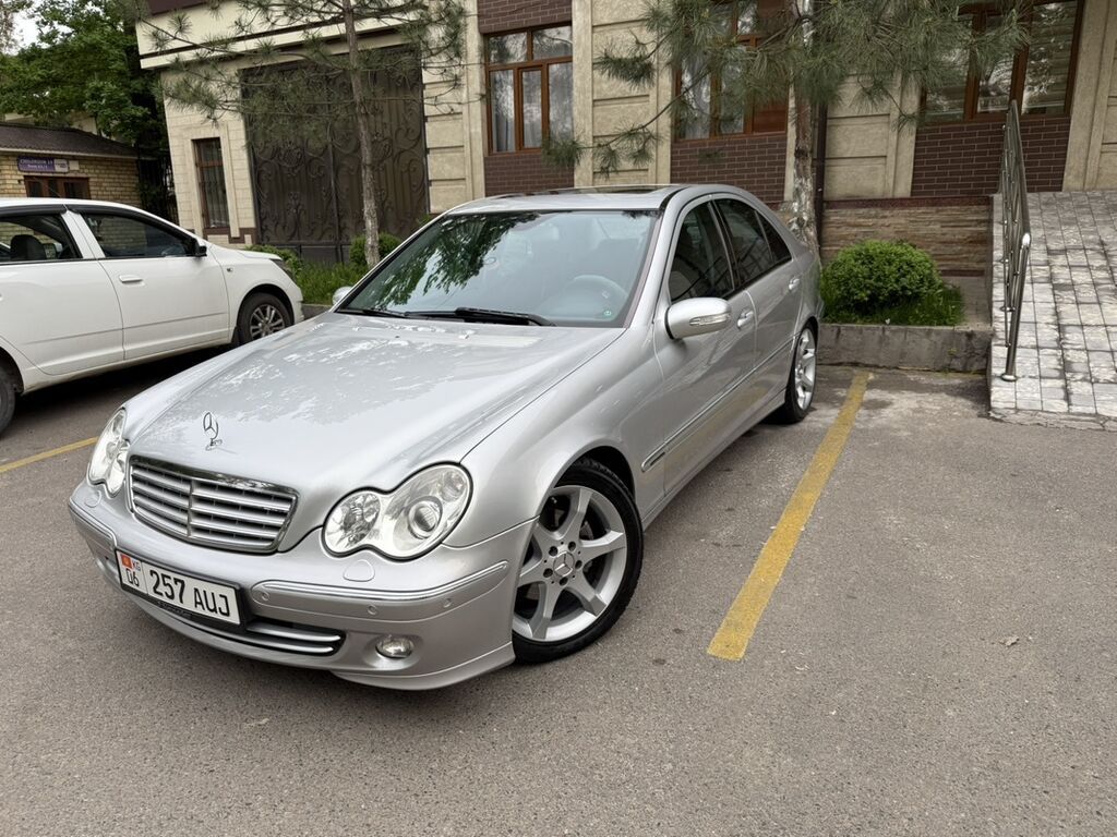 Mercedes-Benz C-Class