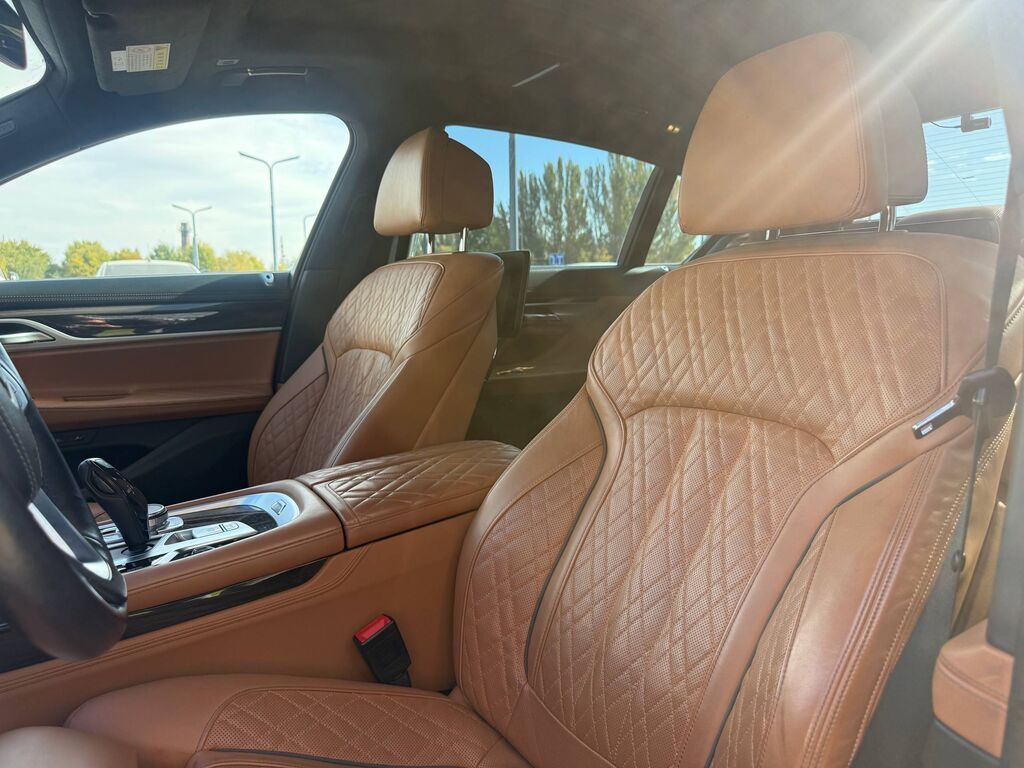BMW 7 series: 2020 г., 3 л, Автомат, Бензин, Седан: фото 8