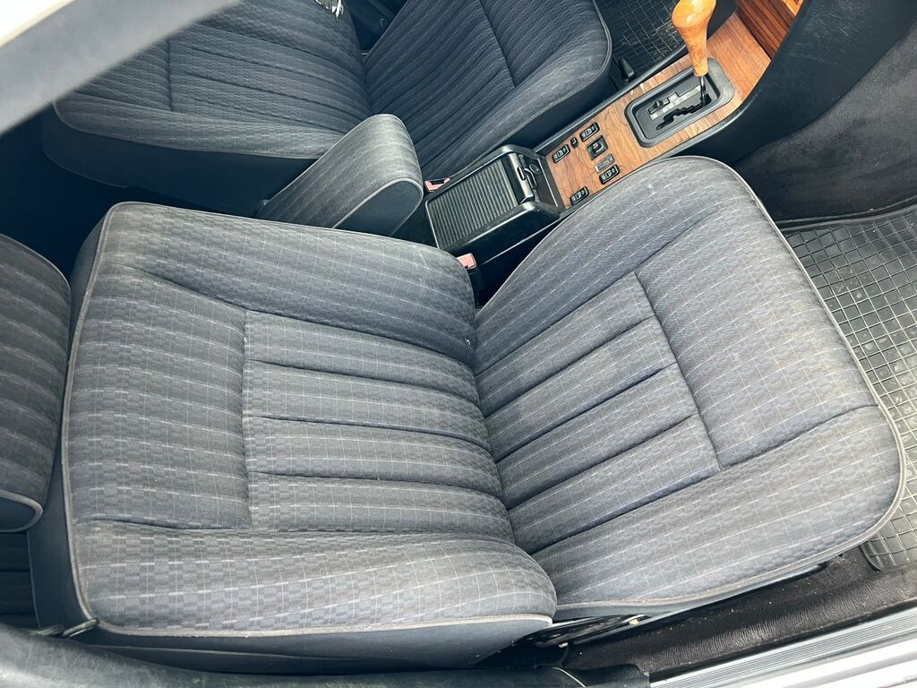 Mercedes-Benz W124: 1993 г., 2.2 л, Автомат, Бензин, Седан: фото 8