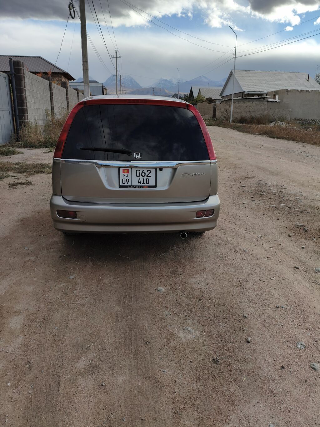 Honda Stream: 2002 г., 2 л, Автомат, Газ, Минивэн: фото 8