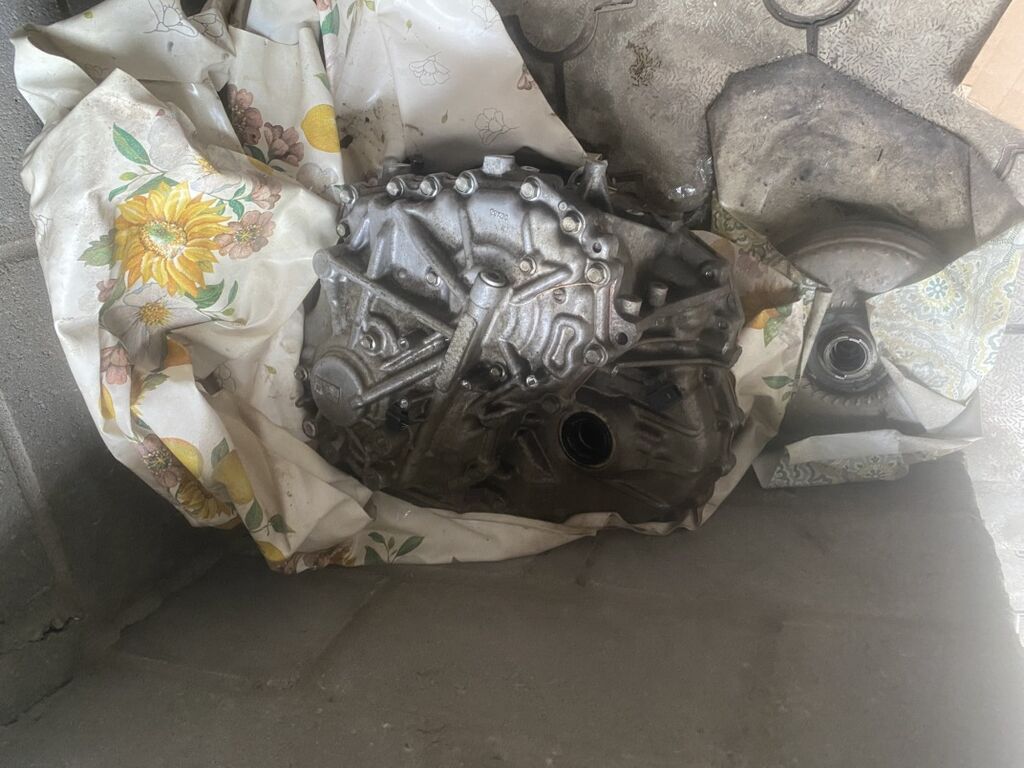 Коробки передач: Коробка передач Автомат Renault 2018 г., Б/у