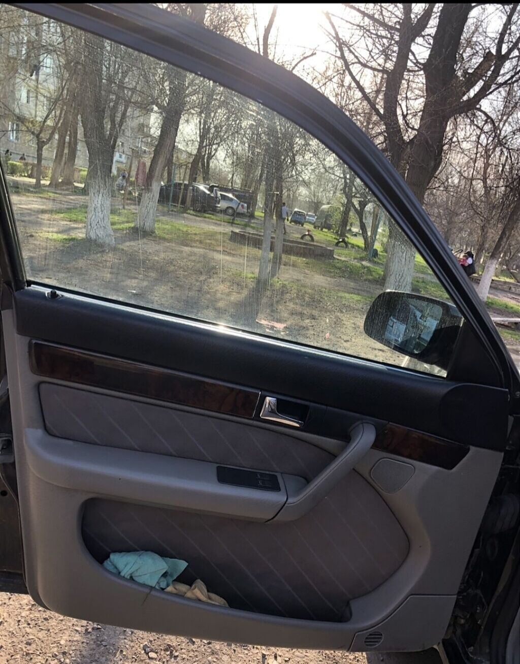 Audi A6: 1996 г., 2.6 л, Механика, Бензин, Седан: фото 2
