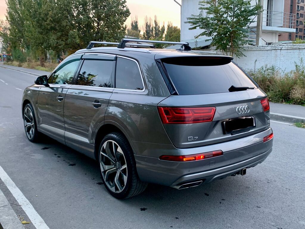 Audi Q7: 2018 г., 3 л, Автомат, Бензин, Внедорожник: фото 4