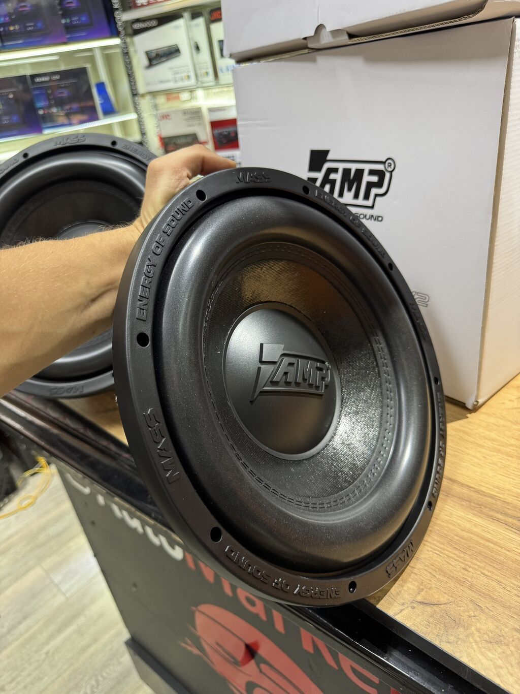 Сабвуферы AMP Energy of Sound — серия MASS, 12" Варианты: - MASS 500: фото 6