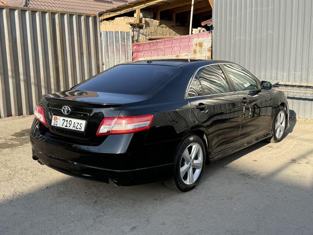 Toyota Camry: 2011 г., 2.5 л, Бензин, Седан: фото 5