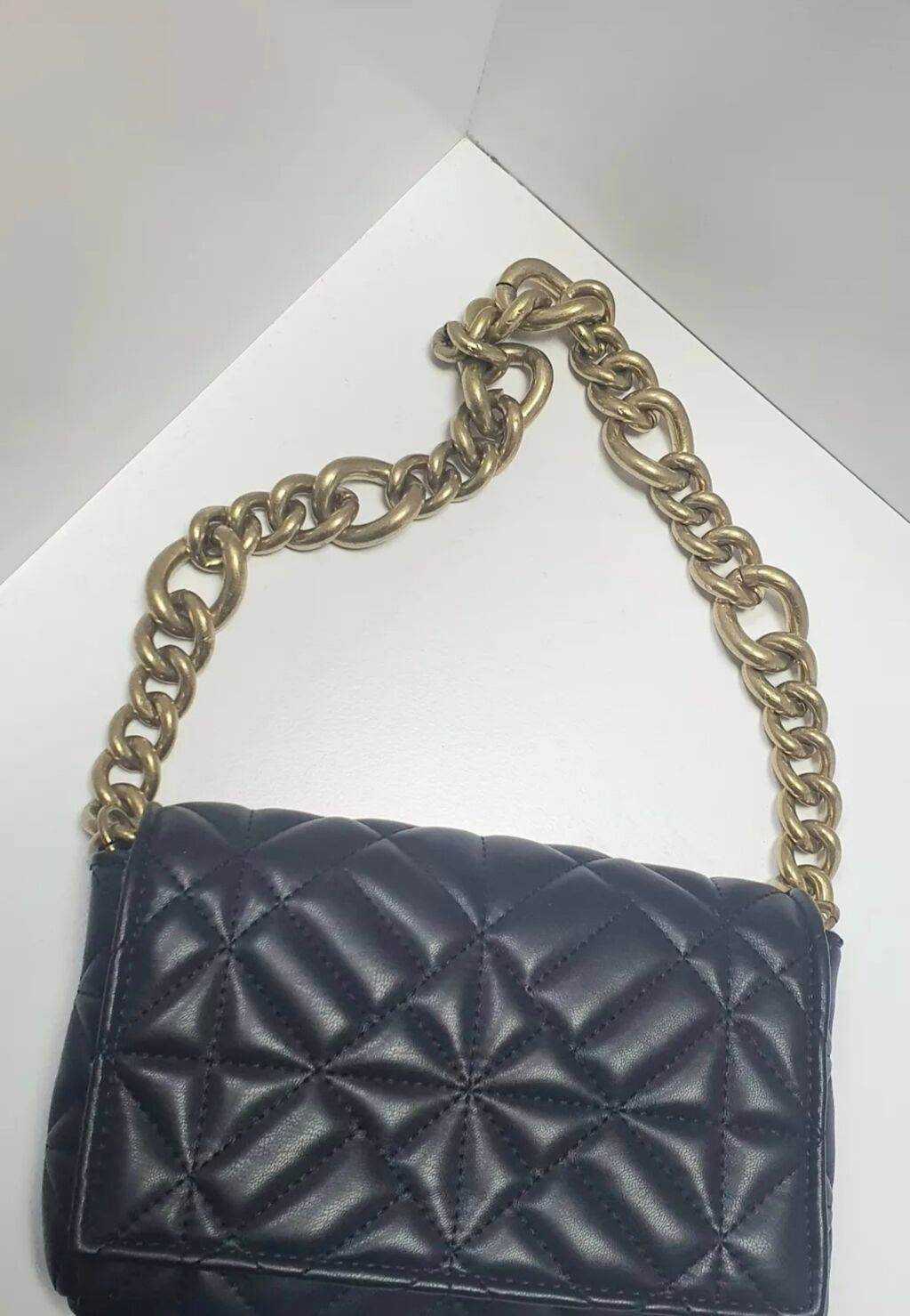 Сумочка-клатч от ZARA в оригинале, новая. Привезена из *Канады: фото 1