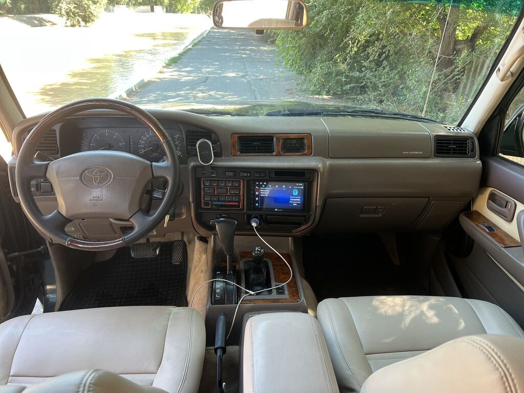Toyota Land Cruiser: 1996 г., 4.5 л, Автомат, Газ, Внедорожник — фото 6