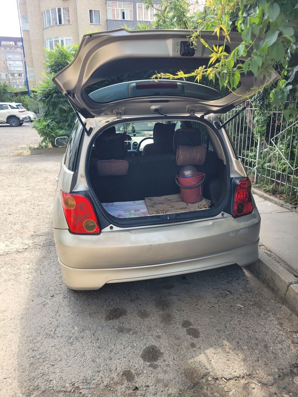 Toyota Ist: 2003 г., 1.5 л, Автомат, Бензин, Хэтчбэк: фото 6