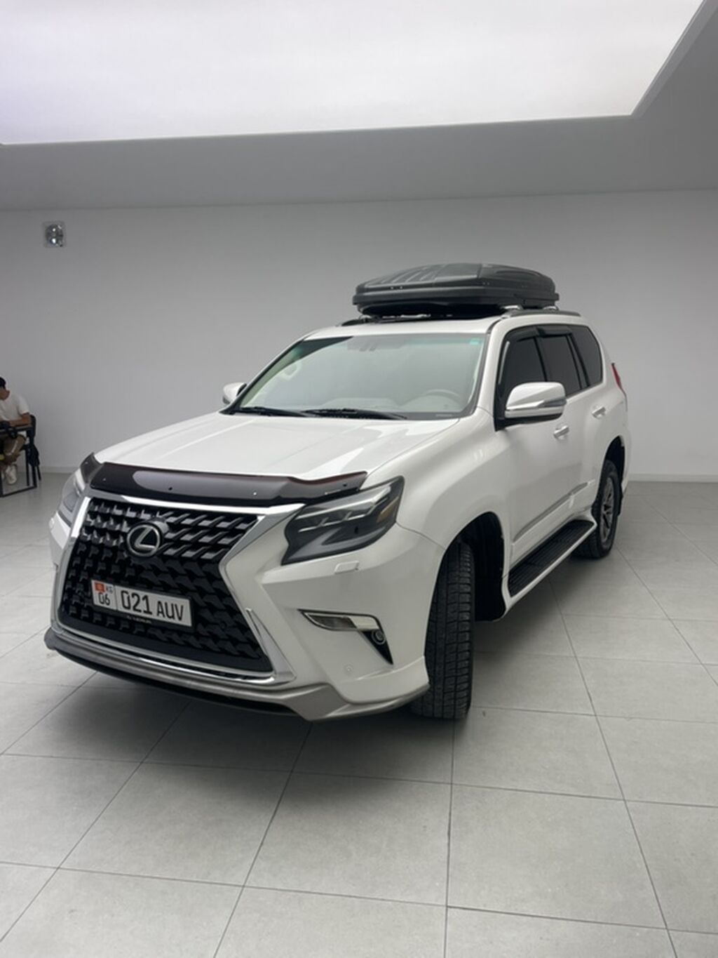 Lexus GX: 2010 г., 4.6 л, Автомат, Бензин, Внедорожник: фото 1