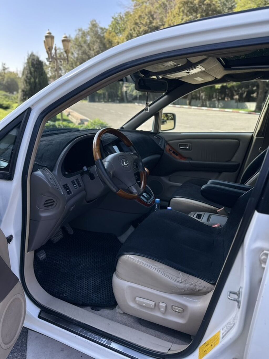 Lexus RX: 2001 г., 3 л, Автомат, Бензин, Внедорожник: фото 7
