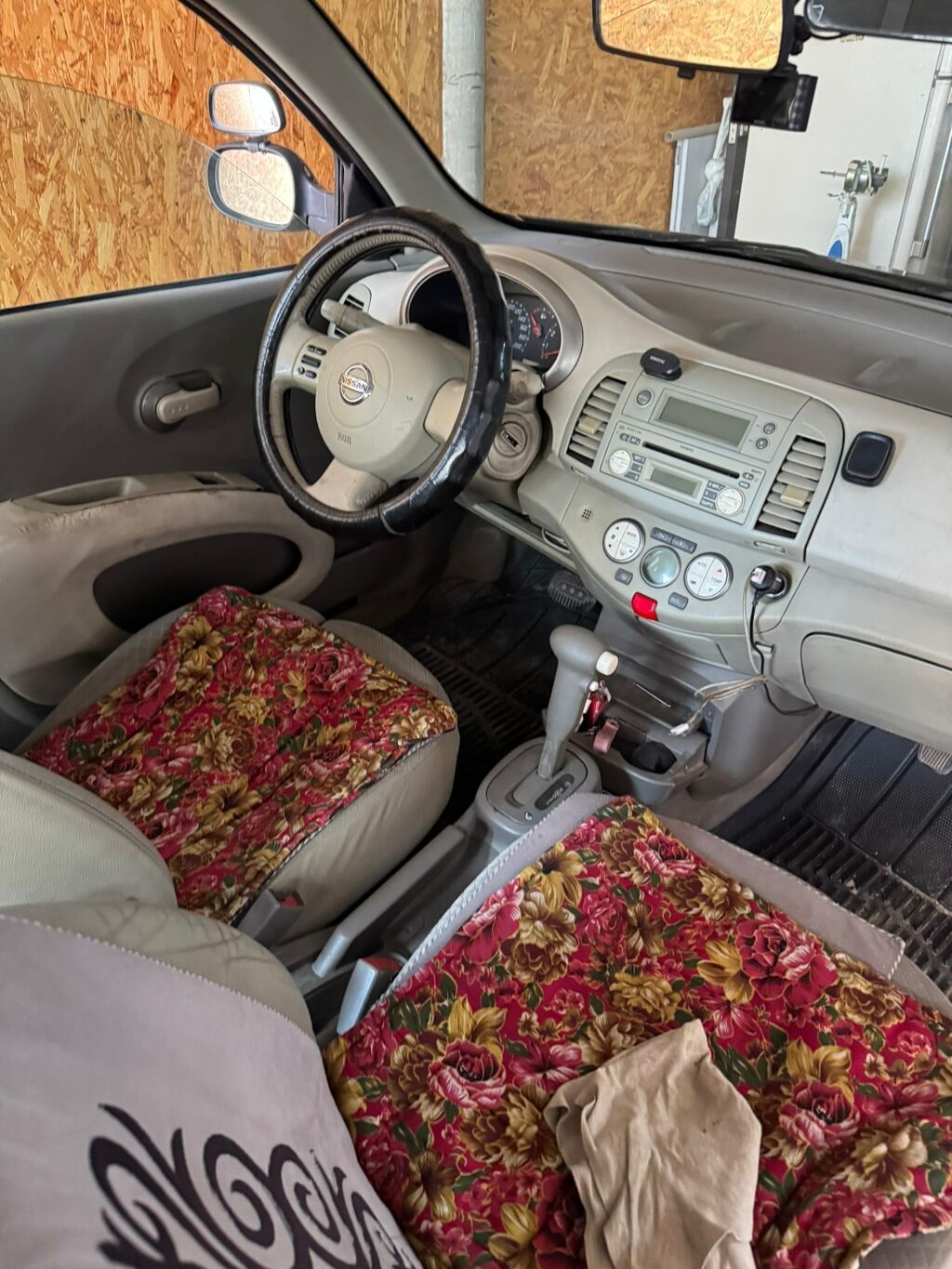 Nissan Micra: 2002 г., 1.4 л, Автомат, Бензин, Хэтчбэк: фото 2