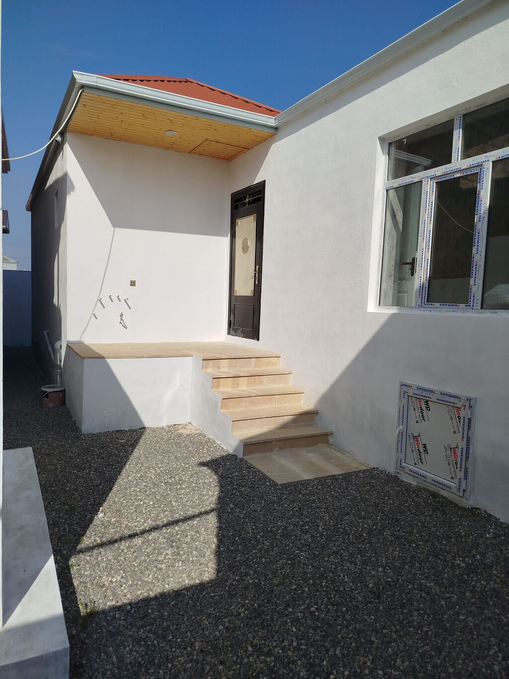 3 otaqlı, 85 kv. m, Yeni təmirli