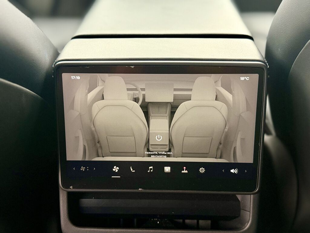 Tesla Model 3: 2025 г., Электромобиль: фото 7