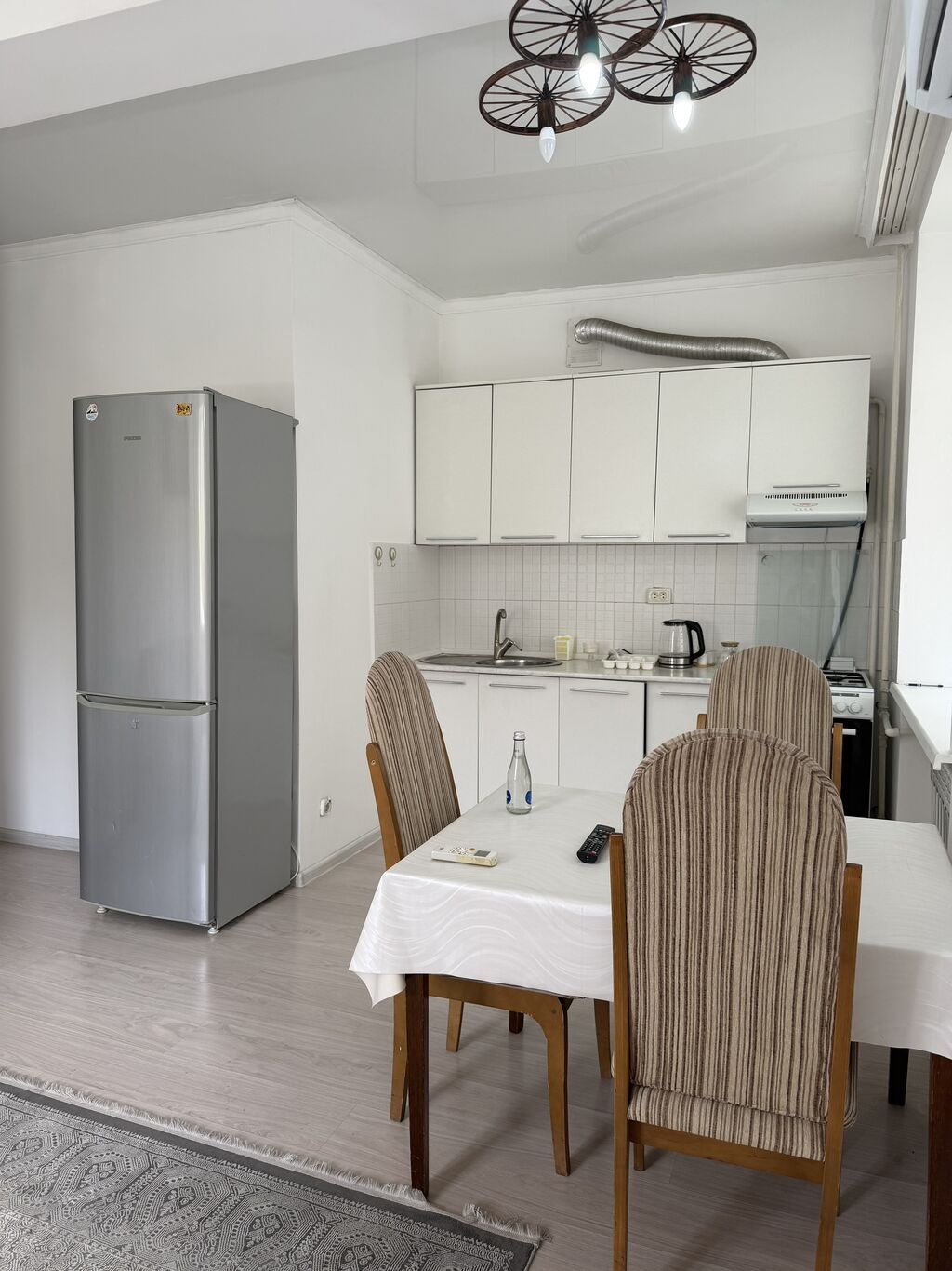 Студия, 45 м², Сталинка, 3 этаж, Евроремонт: фото 4