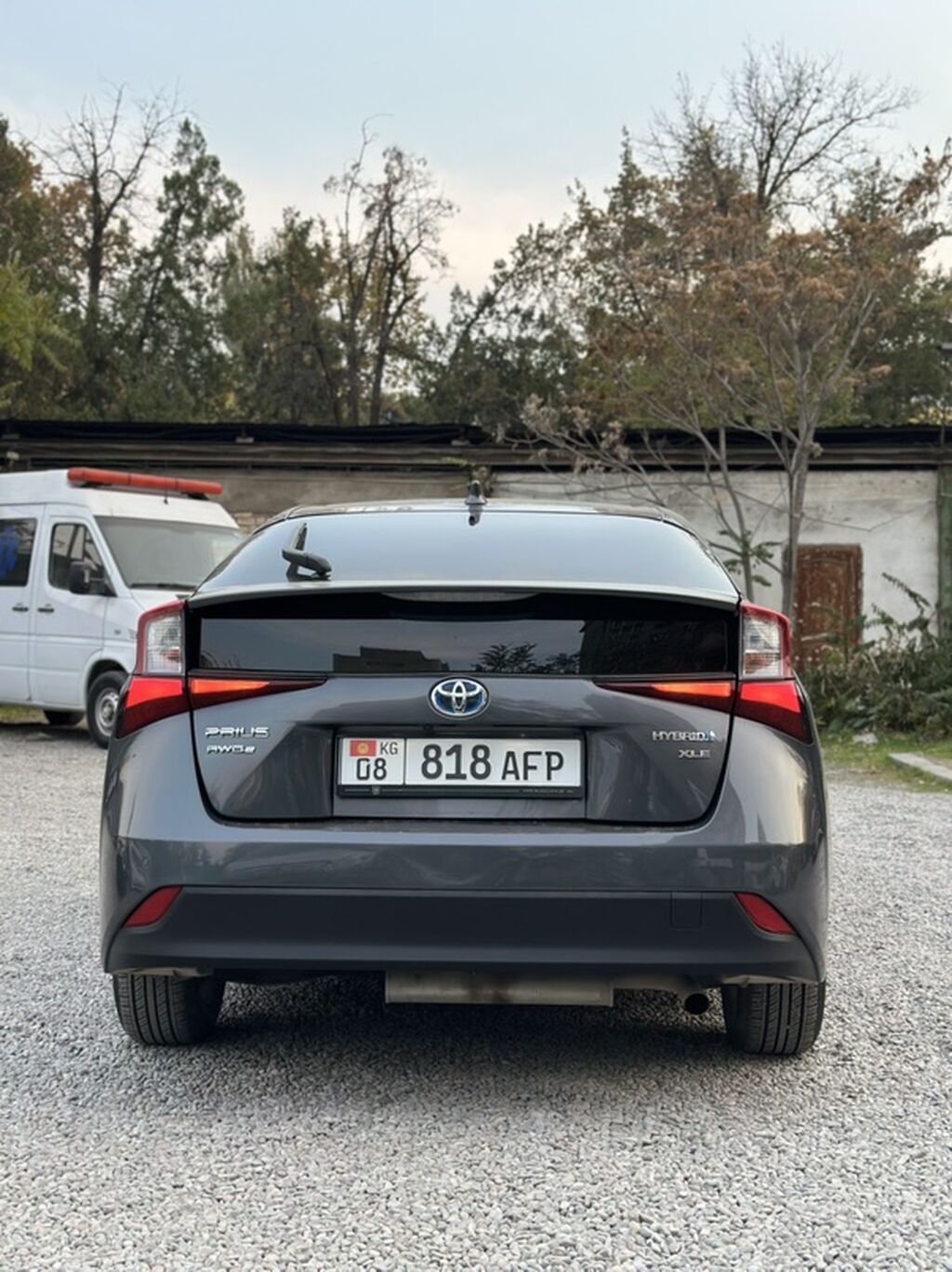 Toyota Prius: 2021 г., 1.8 л, Автомат, Гибрид, Лифтбек: фото 6