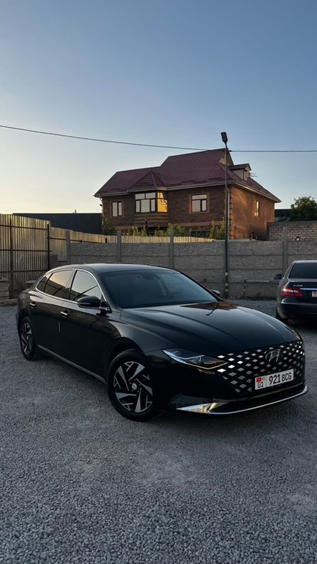 Hyundai Grandeur: 2021 г., Автомат, Гибрид, Седан: фото 2