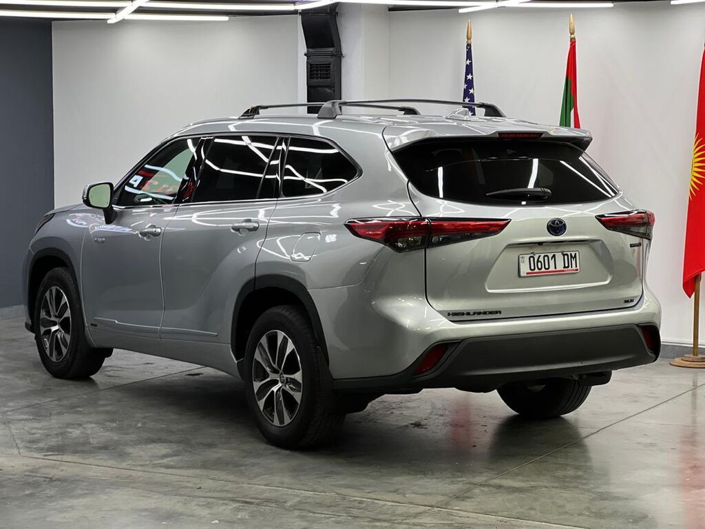 Toyota Highlander: 2022 г., 2.5 л, Вариатор, Гибрид, Кроссовер: фото 3