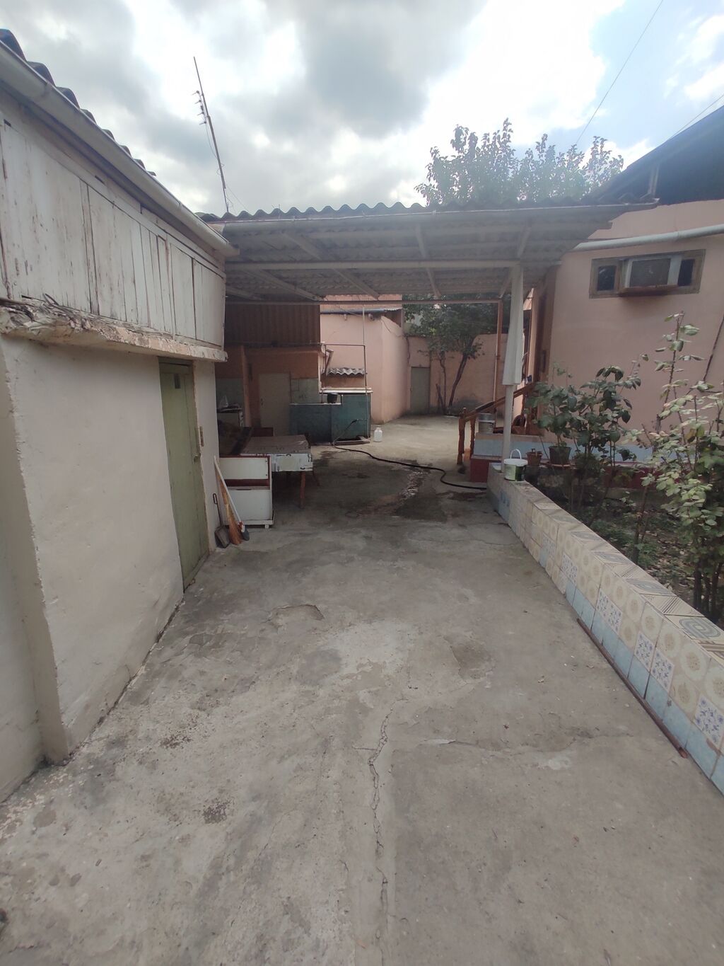 80 kv. m, 2 otaqlı, Kanalizasiya, İşıq, İnternet