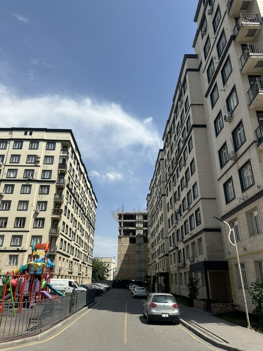 1 комната, 35 м², Элитка, 3 этаж, Евроремонт — фото 1