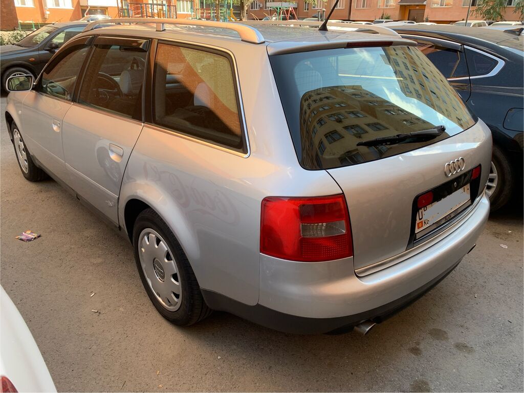 Audi A6: 2002 г., 2.4 л, Механика, Бензин, Универсал: фото 5