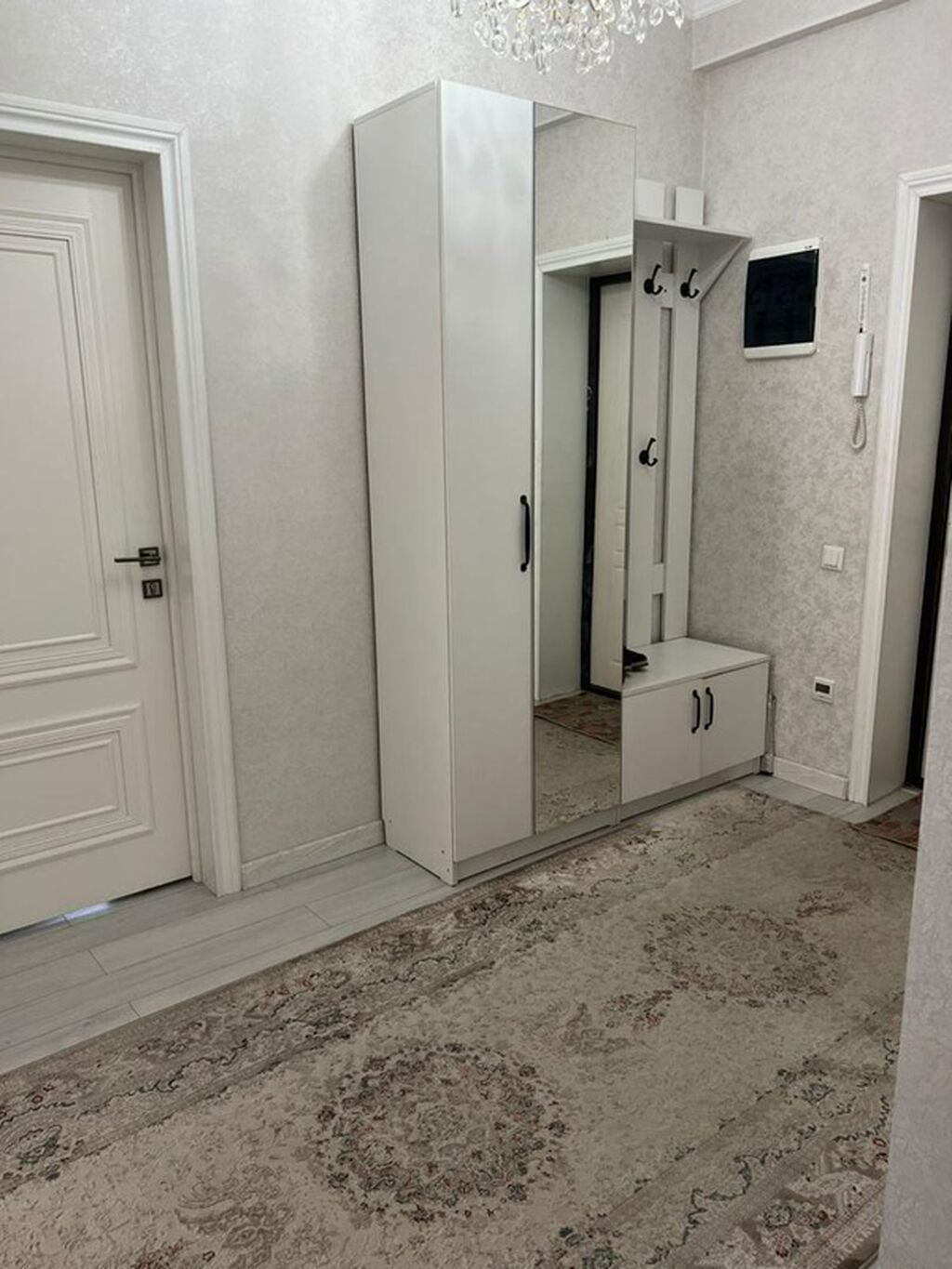 Продается 2х комнатная квартира Адрес: Аалы Токомбаева 27/3 (рядом: фото 6