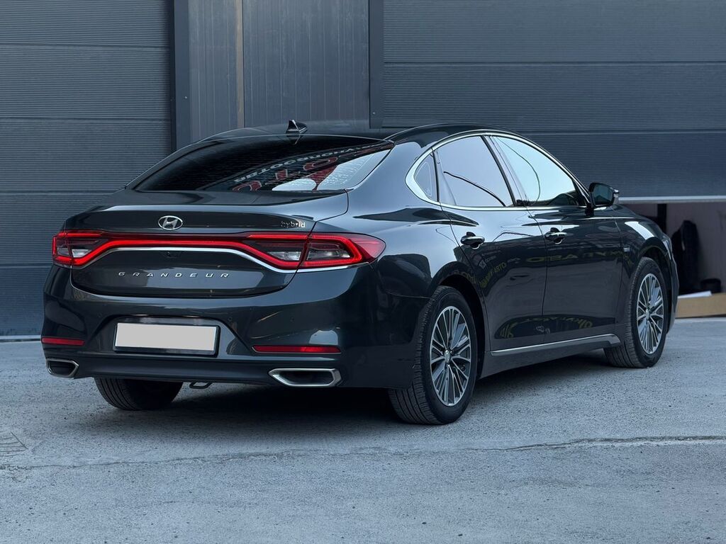 Hyundai Grandeur: 2019 г., 2.4 л, Вариатор, Гибрид, Седан: фото 3