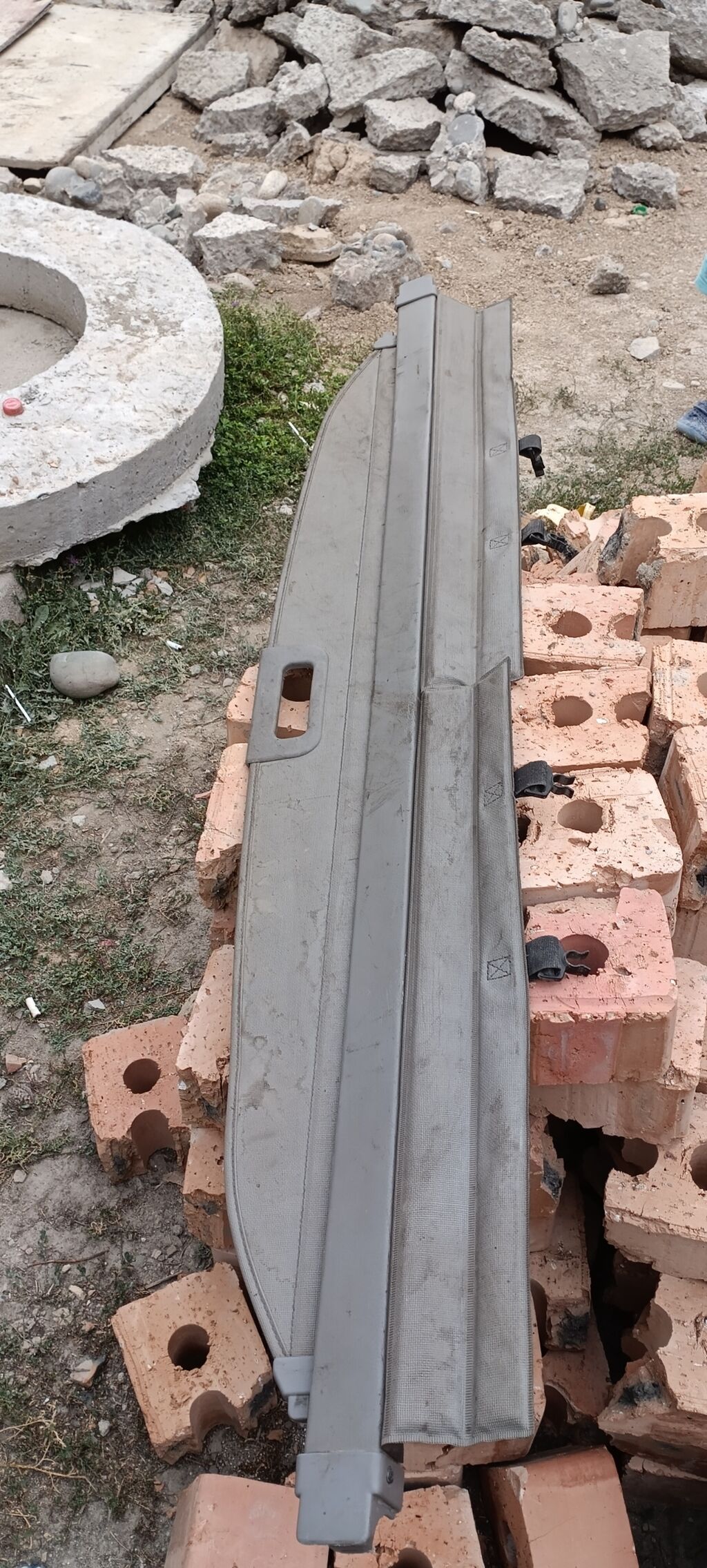 Шторка субару аутбек подойдут наверное 4000сом: 4000 KGS Багажники на ...