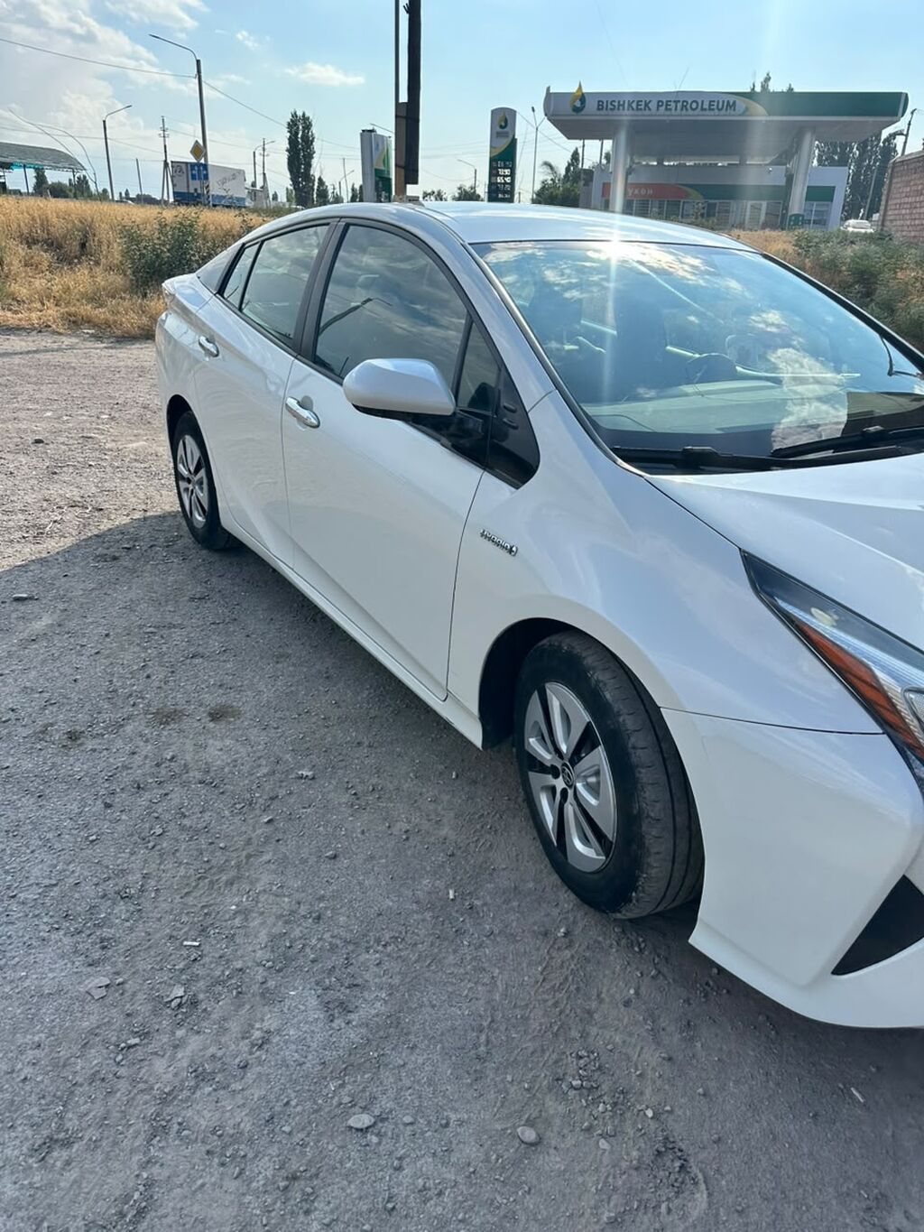 Toyota Prius: 2016 г., 1.8 л, Вариатор, Гибрид, Хэтчбэк: фото 3