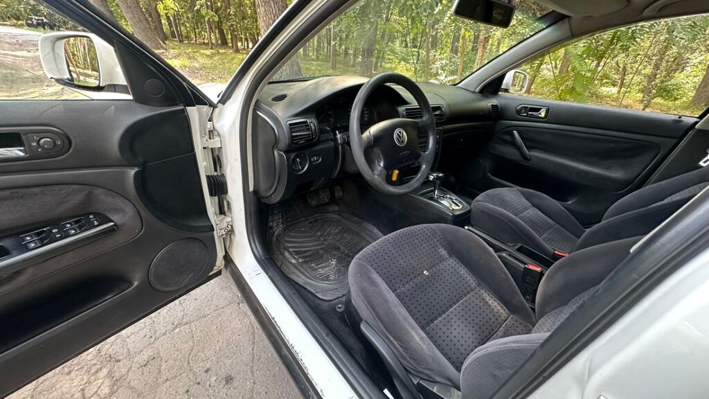 Volkswagen Passat: 2000 г., 1.8 л, Типтроник, Бензин, Седан: фото 8
